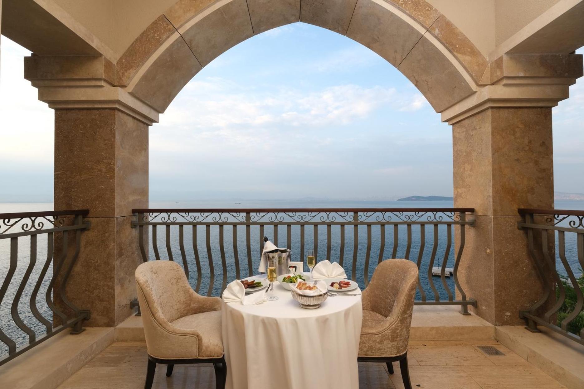 Birun Ada Hotel Burgazada Exteriér fotografie